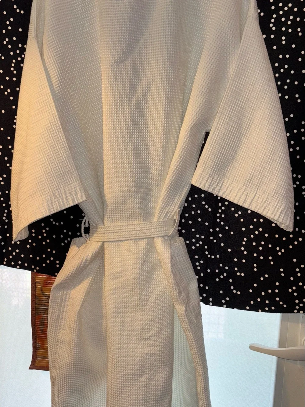 Resort Spa Robe -  Waffle Knit with Front Pockets - Picture 4 of 5